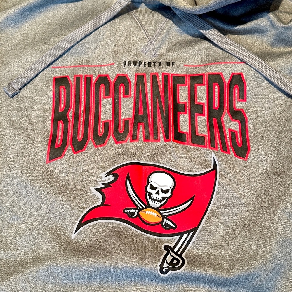 🏴‍☠️Nike Tampa Bay Buccaneers Hoodie - Size Medium- Worn Once🏴‍☠️ - Picture 2 of 8